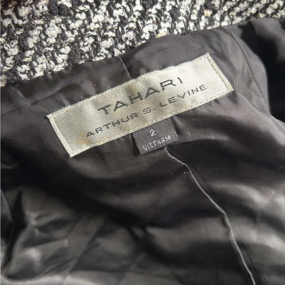 Black and White Houndstooth Coat - Picture 3 of 3